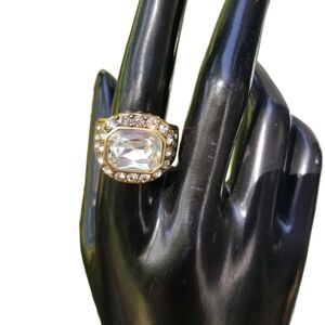 HEIDI DAUS DESIGNER ART DECO REVIVAL WHITE RHINESTONE STATEMENT RING